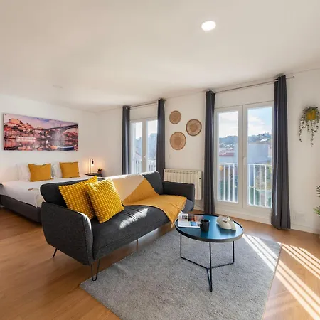 Joivy Olimpio Studio In The Heart Of The City Porto